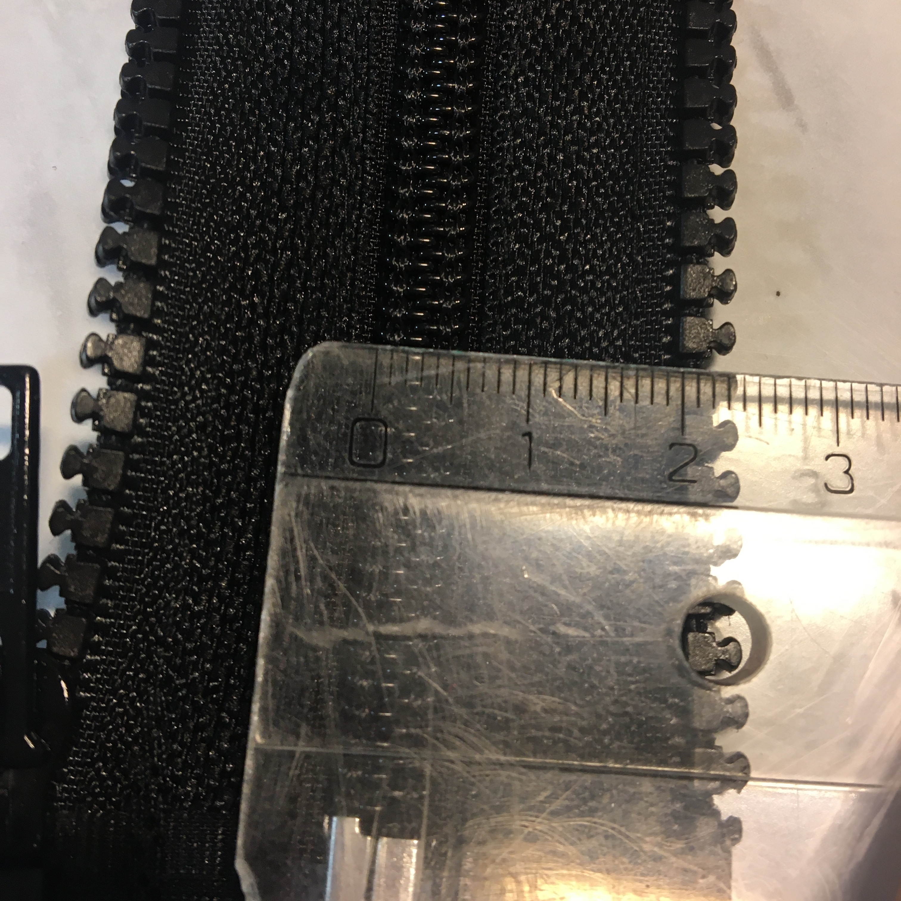 ZIP ADAPTÉR YKK "PLASTOVÝ" SPIRÁLOVÝ 5C 6 MM
