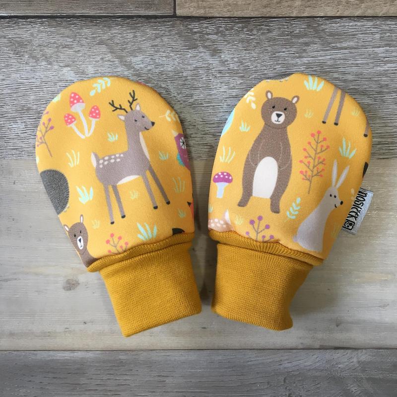RUKAVIČKY SOFTSHELL A FLEECE hořčicová zvířátka 9-24 m