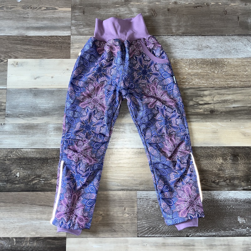 SOFTSHELLOVÉ KALHOTY S FLÍSEM fialová mandala