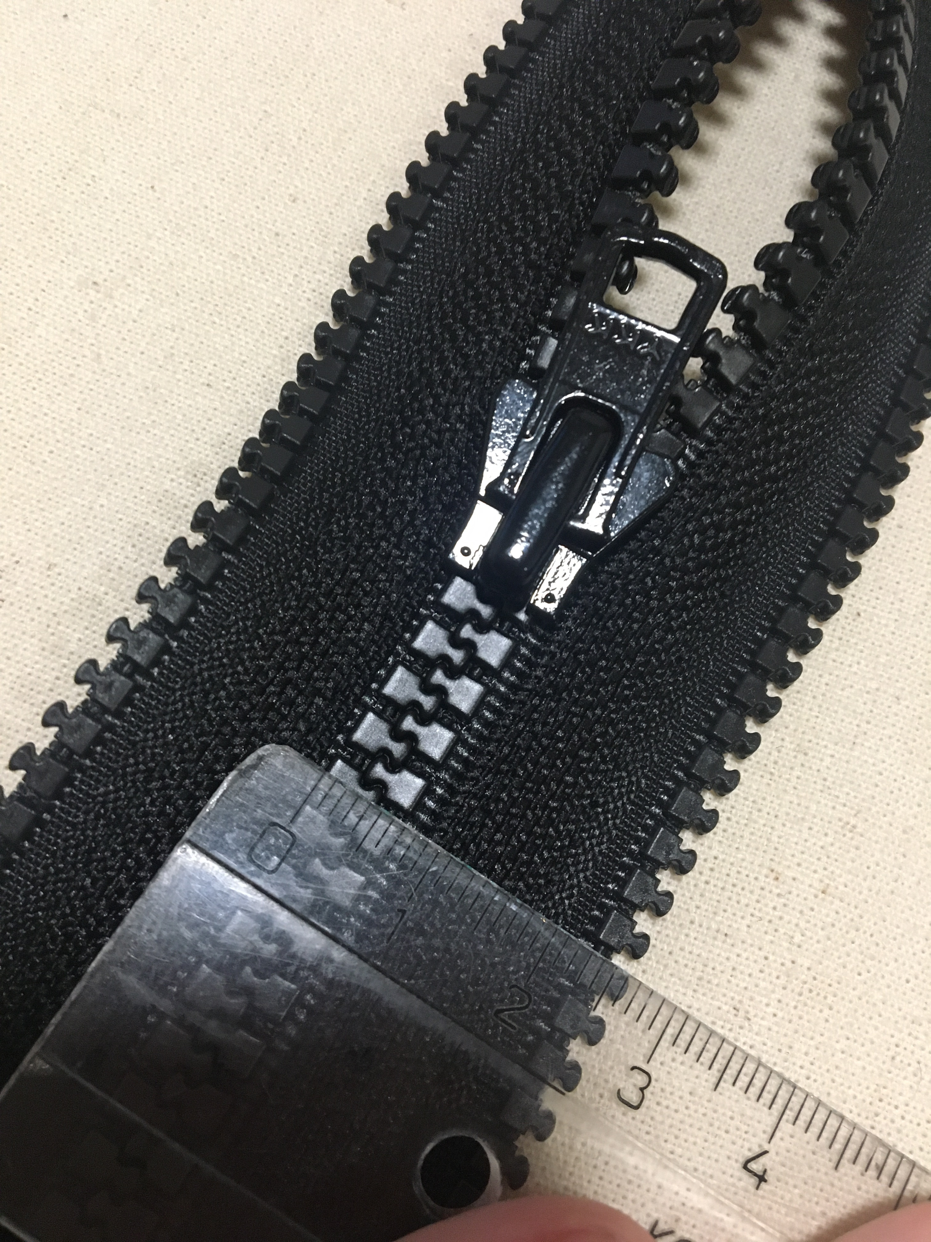 ZIP ADAPTÉR YKK KOSTĚNÝ 8 MM