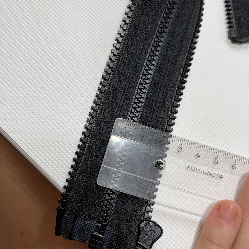 ZIP ADAPTÉR YKK KOSTĚNÝ 3VS (4,5 MM)