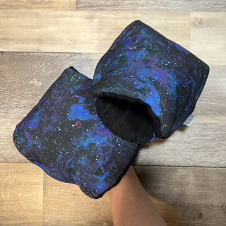 RUKAVICE NA KOČÁREK vesmír a černá