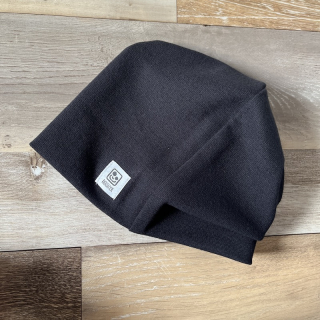 NÁPLETOVÁ ČEPICE černá 2-6 let